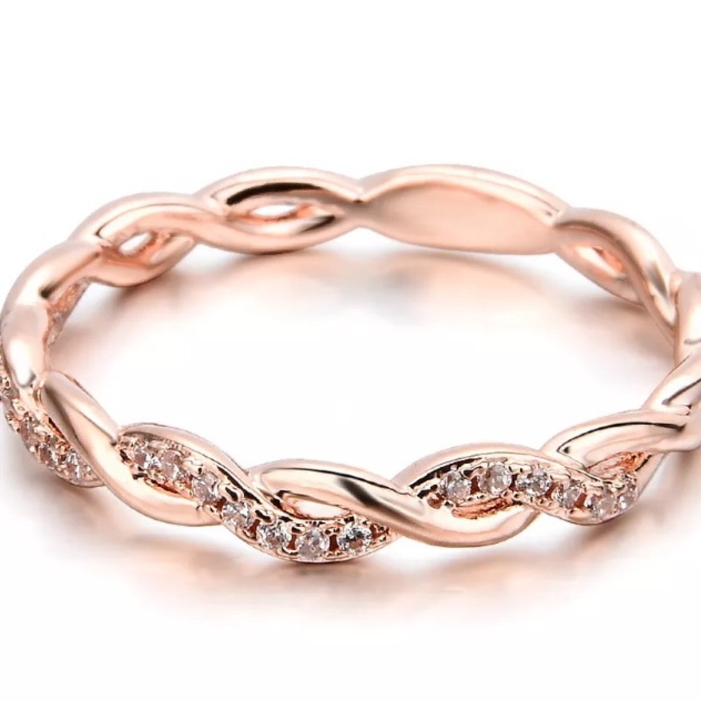 Rose Gold Stack Twisted Ring